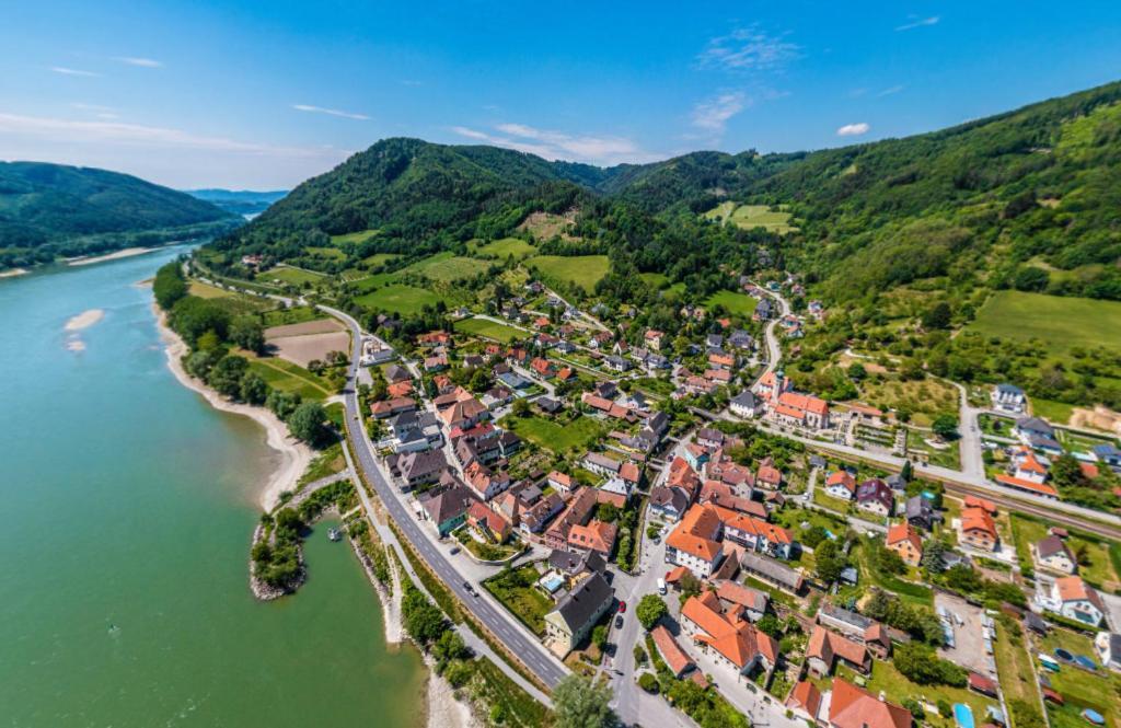 Haus Gerstbauer Apartment Aggsbach ภายนอก รูปภาพ